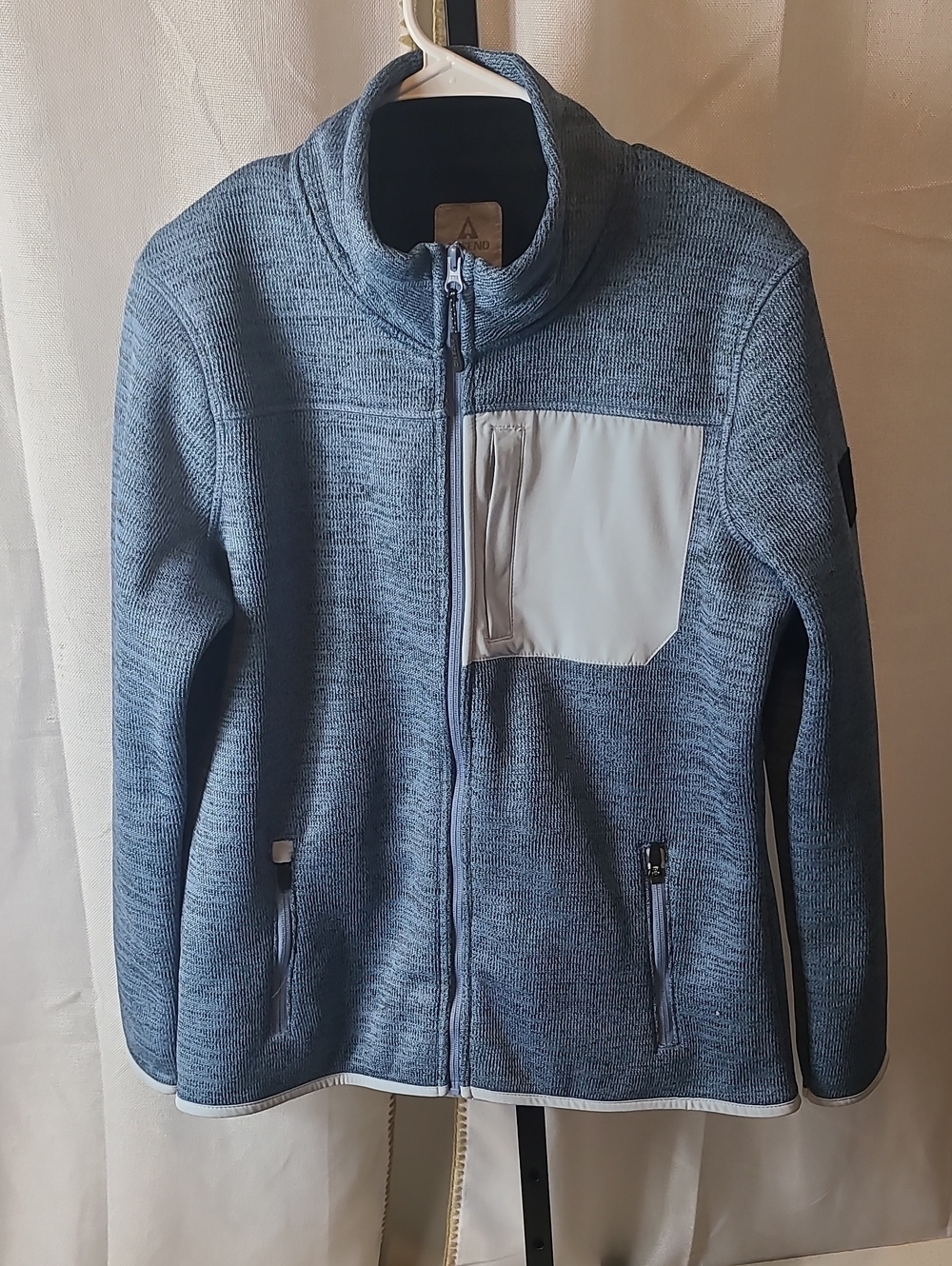 Ascend Exploration Full-Zip Jacket for Ladies Size Large. Like New